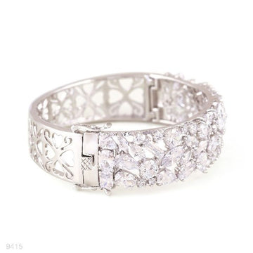 exquisite shimmering thick silver bracelet
